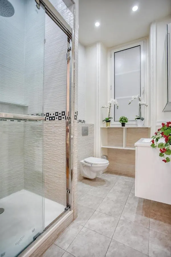 Apartment Galeries Lafayette - 7 Bedrooms - Lift - Aircon Paris