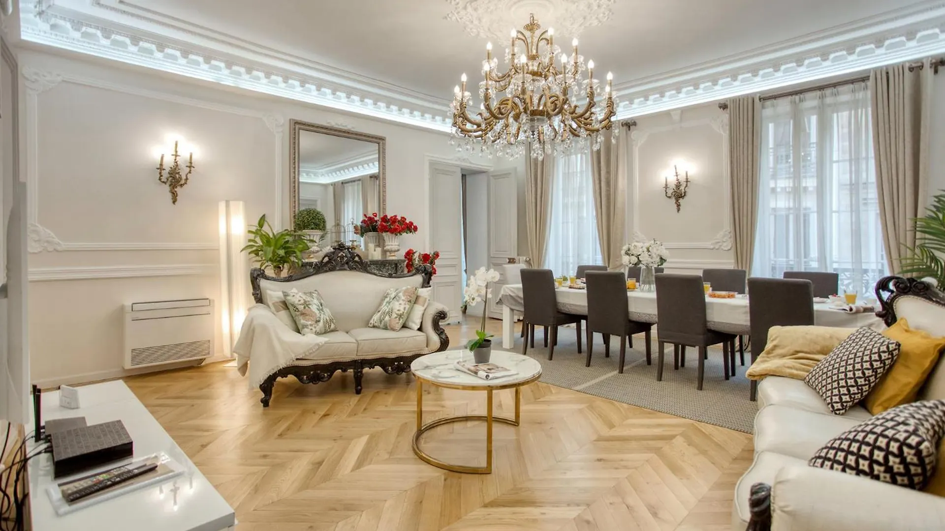 Apartment Galeries Lafayette - 7 Bedrooms - Lift - Aircon Paris